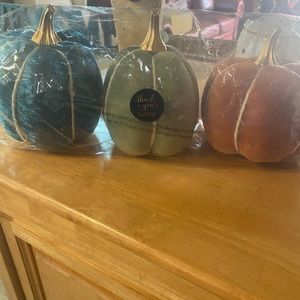 NWT. Fabric Bundle Pumpkins. Multi Colors.